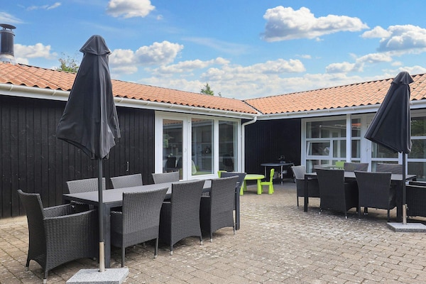 Foto van 14 persoons vakantie huis in Væggerløse-By Traum - View