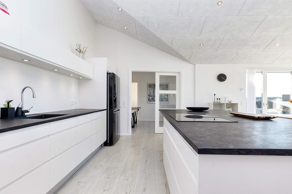 Foto van Modern huis met spa -- By Traum Ferienwohnungen - Vakantiehuis in Vinderup - Indoor