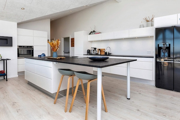 Foto van Modern huis met spa -- By Traum Ferienwohnungen - Vakantiehuis in Vinderup - Indoor
