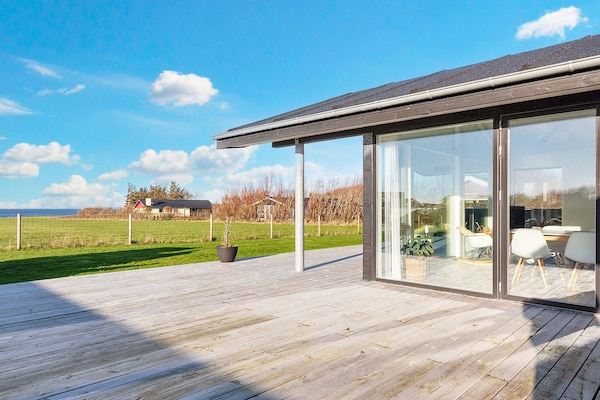Foto van Modern huis met spa -- By Traum Ferienwohnungen - Vakantiehuis in Vinderup - Outdoor