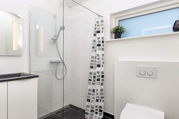 Foto van Modern huis met spa -- By Traum Ferienwohnungen - Vakantiehuis in Vinderup - Indoor
