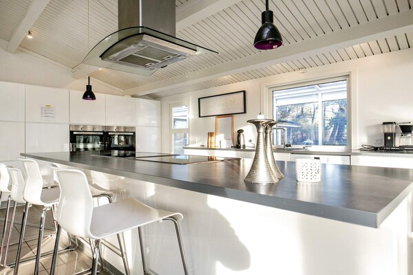 Foto van Luxe strandtoevlucht -- By Traum Ferienwohnungen - Vakantiehuis in Humble - Indoor