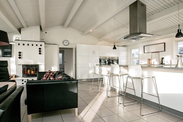 Foto van Luxe strandtoevlucht -- By Traum Ferienwohnungen - Vakantiehuis in Humble - Indoor