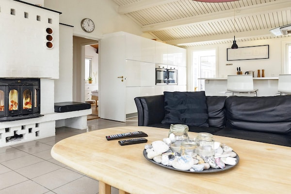 Foto van Luxe strandtoevlucht -- By Traum Ferienwohnungen - Vakantiehuis in Humble - Indoor