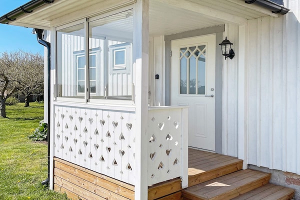 Foto van Luxe vakantiehuis bij Alvaret - Vakantiehuis in Färjestaden - Outdoor