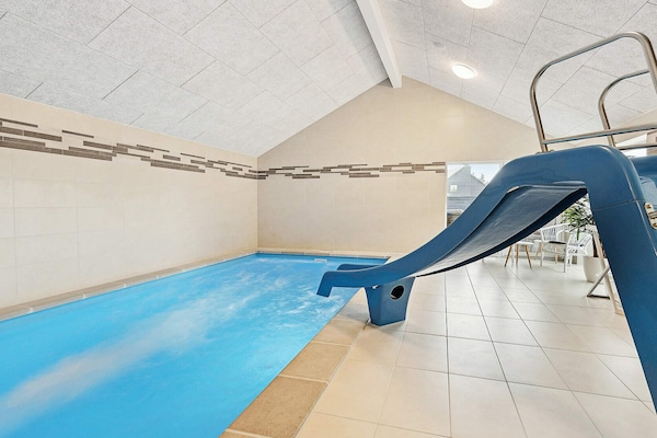 Foto van Luxe vakantieverblijf met zwembad - Vakantiehuis in Rømø - Pool