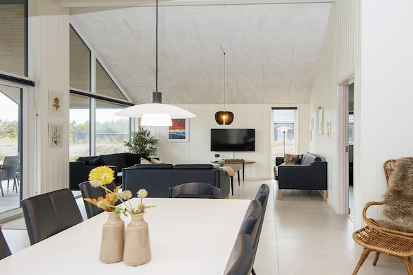 Foto van Luxe vakantieverblijf met zwembad - Vakantiehuis in Rømø - Indoor