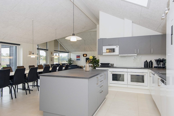 Foto van Luxe vakantieverblijf met zwembad - Vakantiehuis in Rømø - Indoor