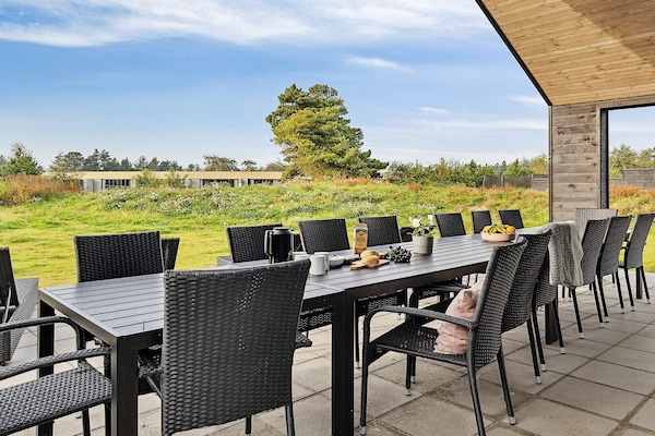 Foto van Luxe vakantieverblijf met zwembad - Vakantiehuis in Rømø - Outdoor