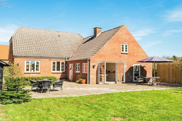 Foto van Charmant dorpsverblijf - Vakantiehuis in Ulfborg - Outdoor