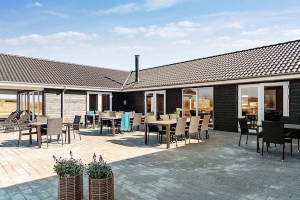 Foto van Luxe villa met zwembad in Grena - Vakantiehuis in Grenaa - View