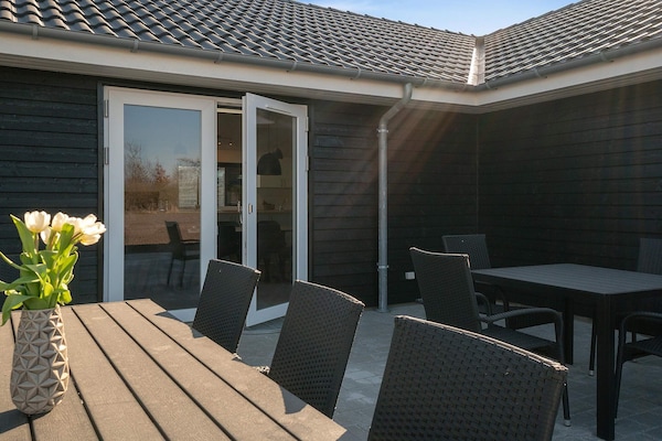 Foto van Luxe villa met zwembad in Grena - Vakantiehuis in Grenaa - View