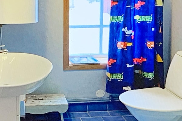 Foto van Landelijk vakantiehuisje aan het meer - Vakantiehuis in TÖCKSFORS - Indoor