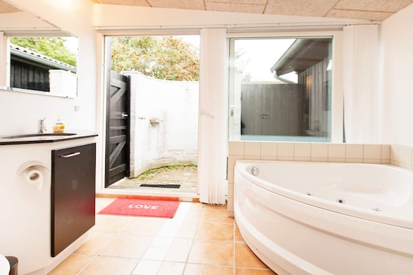 Foto van 6 persoons vakantie huis in Dronningmølle-By Traum - Spa