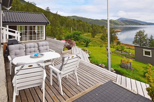 Foto van 6 persoons vakantie huis in Sandhornøy-By Traum - Vakantiehuis in Sandhornøy - WaterView
