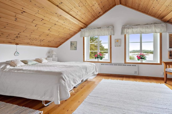 Foto van Huisje aan zee met balkon en barbecue - Vakantiehuis in STRÖMSTAD - Indoor
