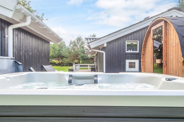 Foto van Vakantiehuis met spa en sauna - Vakantiehuis in Oksbøl - Spa