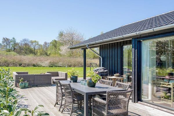 Foto van Verblijf aan zee met sauna - Vakantiehuis in Hørve - View