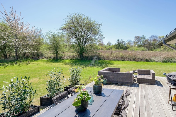 Foto van Verblijf aan zee met sauna - Vakantiehuis in Hørve - View