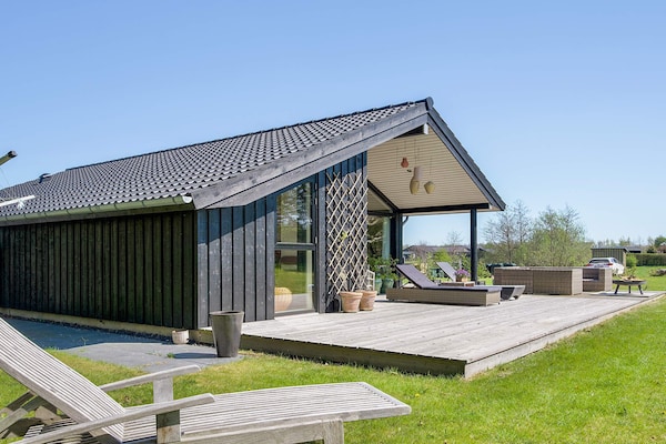 Foto van Verblijf aan zee met sauna - Vakantiehuis in Hørve - View