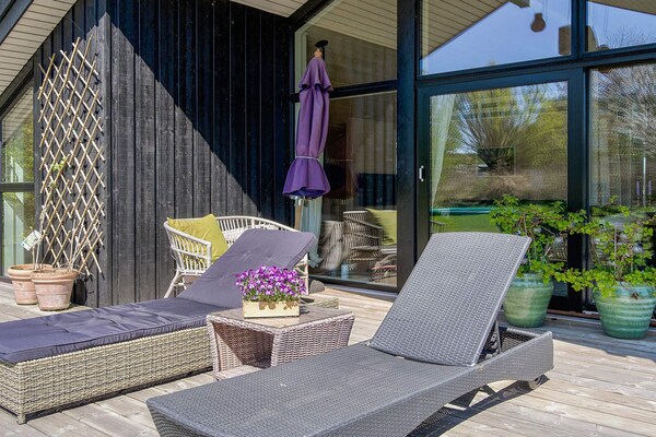 Foto van Verblijf aan zee met sauna - Vakantiehuis in Hørve - View