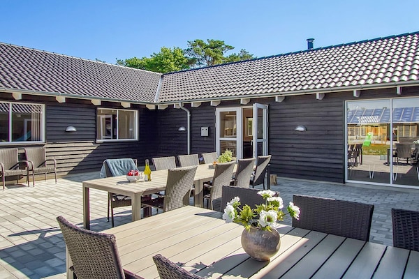 Foto van Luxe vakantieverblijf in Asserbo - Vakantiehuis in Frederiksværk - Untagged