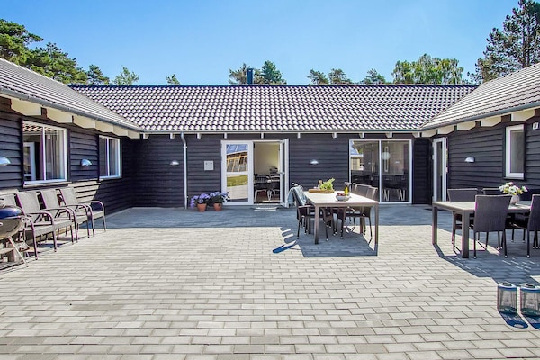 Foto van Luxe vakantieverblijf in Asserbo - Vakantiehuis in Frederiksværk - Untagged