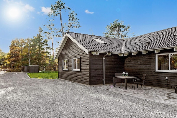 Foto van Luxe vakantieverblijf in Asserbo - Vakantiehuis in Frederiksværk - Untagged