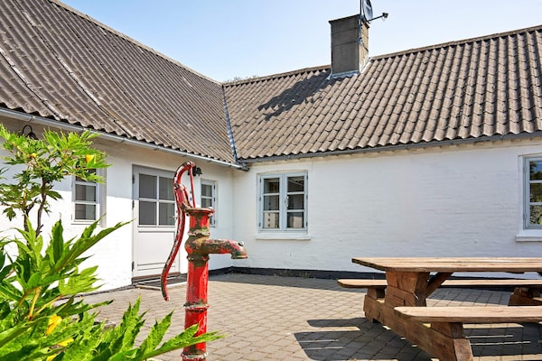 Foto van 14 persoons vakantie huis in Rønne-By Traum - Vakantiehuis in Rønne - Indoor