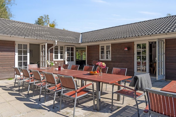 Foto van 22 persoons vakantie huis in Frederiksværk - Vakantiehuis in Frederiksværk - Outdoor