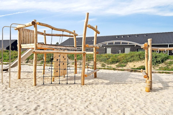 Foto van Luxe villa met zwembad -- By Traum Ferienwohnungen - View
