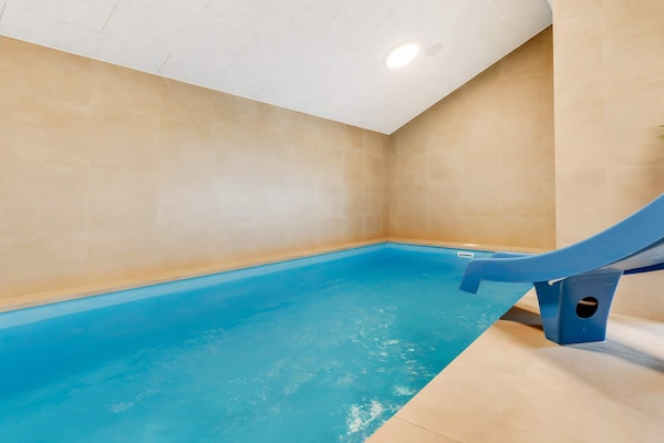 Foto van Luxe villa met zwembad -- By Traum Ferienwohnungen - Pool