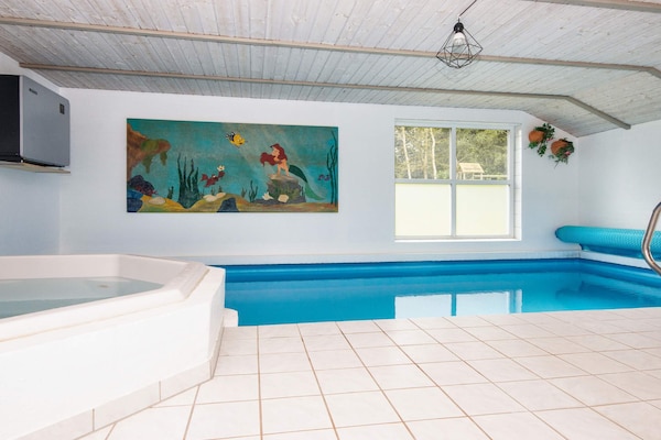 Foto van Luxe poolhouse vlakbij het strand - Vakantiehuis in Nordborg - Pool