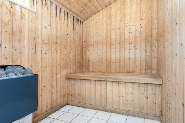Foto van Luxe poolhouse vlakbij het strand - Vakantiehuis in Nordborg - Sauna