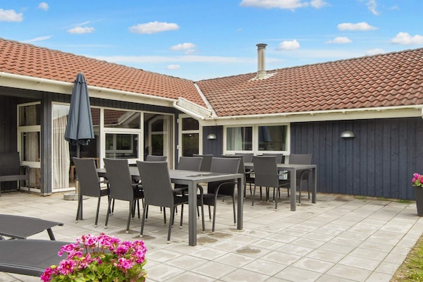 Foto van Luxe poolhouse vlakbij het strand - Vakantiehuis in Nordborg - Outdoor