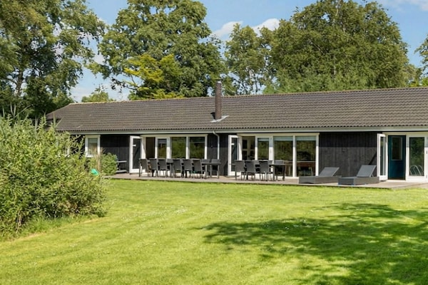 Foto van 17 persoons vakantie huis in Vejby - Vakantiehuis in Vejby - Outdoor