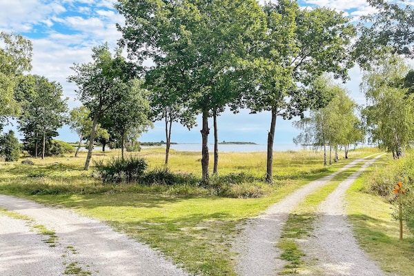 Foto van Charmant huisje bij zee en wandelpaden - Vakantiehuis in BERGKVARA - Untagged