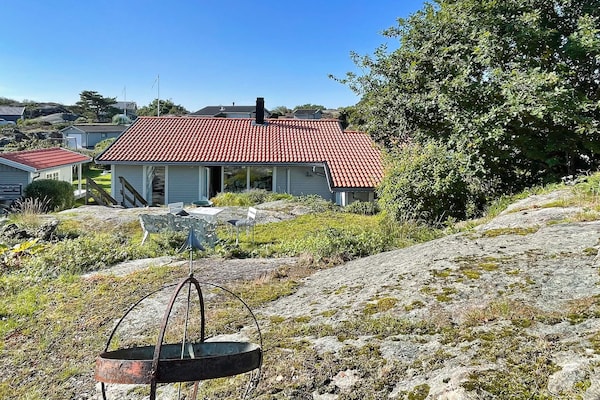 Foto van Ruime familiecottage in Kyrkesund - Vakantiehuis in SKÄRHAMN - Outdoor