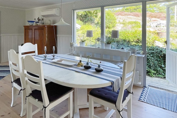 Foto van Ruime familiecottage in Kyrkesund - Vakantiehuis in SKÄRHAMN - Indoor