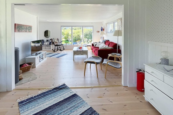 Foto van Ruime familiecottage in Kyrkesund - Vakantiehuis in SKÄRHAMN - Indoor