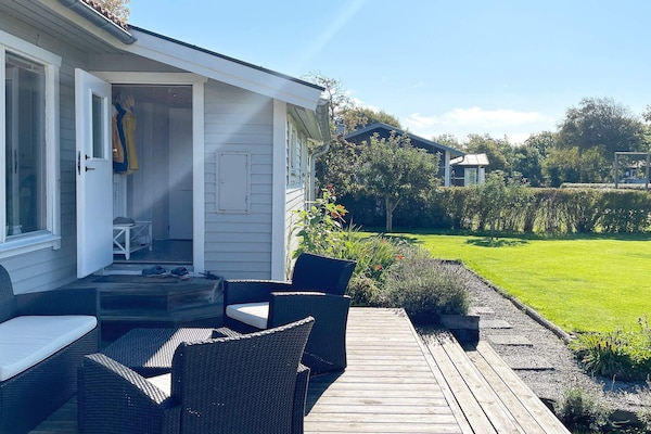 Foto van Ruime familiecottage in Kyrkesund - Vakantiehuis in SKÄRHAMN - Outdoor