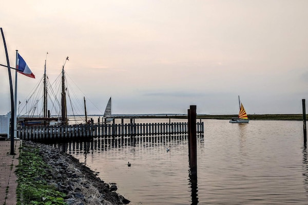 Foto van Villa aan water met panoramisch uitzicht op zee - Vakantiehuis in Wendtorf - WaterView