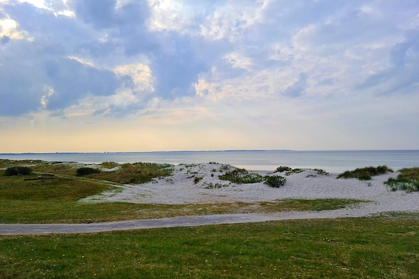 Foto van Villa aan water met panoramisch uitzicht op zee - Vakantiehuis in Wendtorf - WaterView