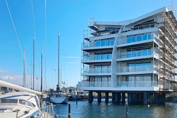 Foto van Villa aan water met panoramisch uitzicht op zee - Vakantiehuis in Wendtorf - Outdoor