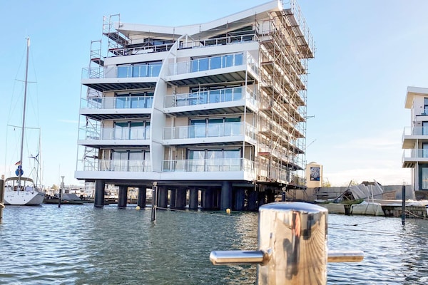 Foto van Villa aan water met fantastisch uitzicht op zee - Vakantiehuis in Wendtorf - Outdoor