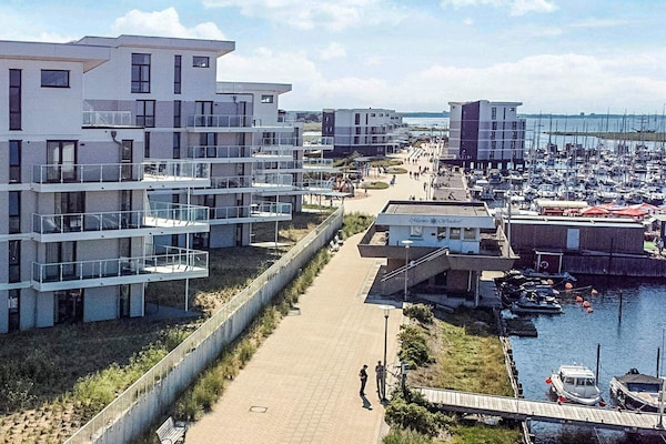 Foto van Villa aan water met fantastisch uitzicht op zee - Vakantiehuis in Wendtorf - Outdoor
