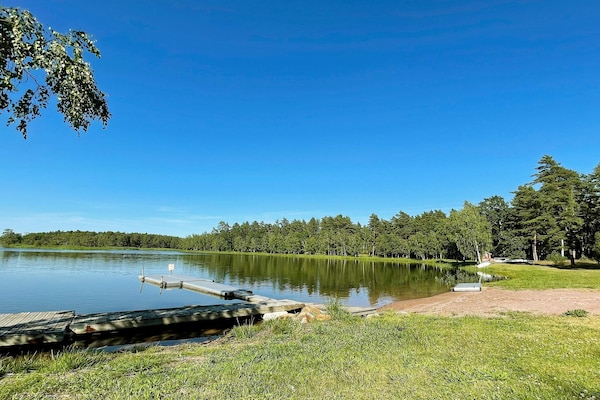 Foto van Kustwoning met gastenverblijf - Vakantiehuis in Rockneby - Untagged
