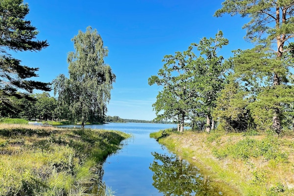 Foto van Kustwoning met gastenverblijf - Vakantiehuis in Rockneby - Untagged