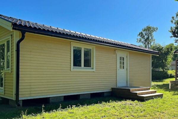 Foto van Kustwoning met gastenverblijf - Vakantiehuis in Rockneby - Outdoor
