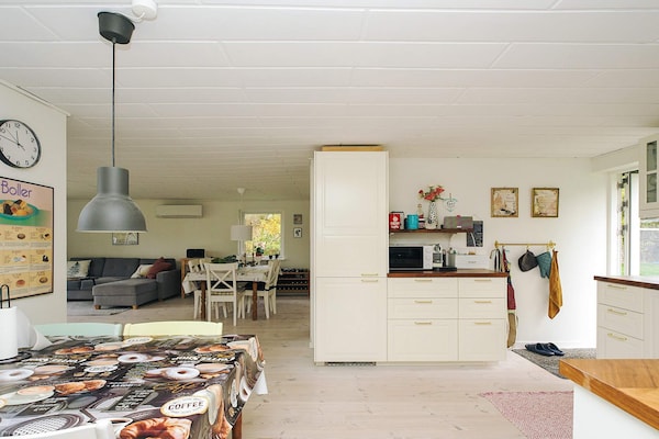 Foto van 6 persoons vakantie huis in Højby - Vakantiehuis in Højby - Indoor